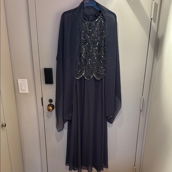 J Kara Sleeveless Embellished A-Line Gown and Scarf Set - Picture 4 of 6